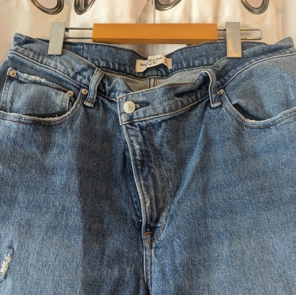 Abercrombie 90s high rise cross over zipper - Picture 3 of 4